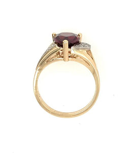 4.03TW Garnet & Diamond Ring